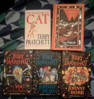 Terry Pratchett-paket 1: Johnny-trilogin, The Unadultered Cat & Dodger (ingen Discworld)